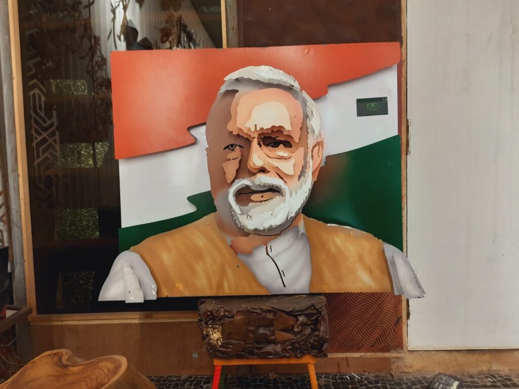 Portrait metal sculpture of Narendra Modi